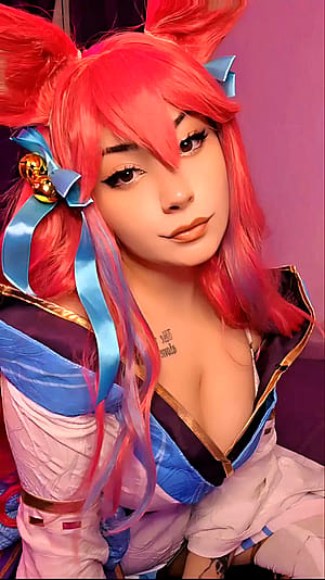 Ahri from [League of Legends] by (Mimikyu)'