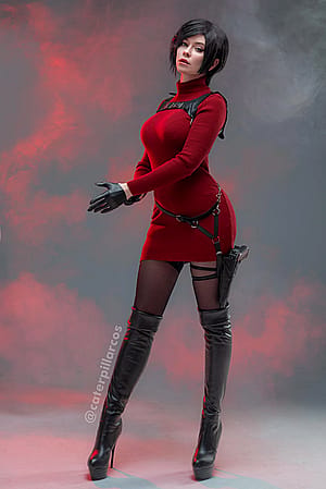 Ada Wong cosplay by Caterpillarcosplay'