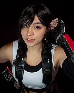 What do you think of my Tifa cosplay? (by u/jordan_da_baddest)'