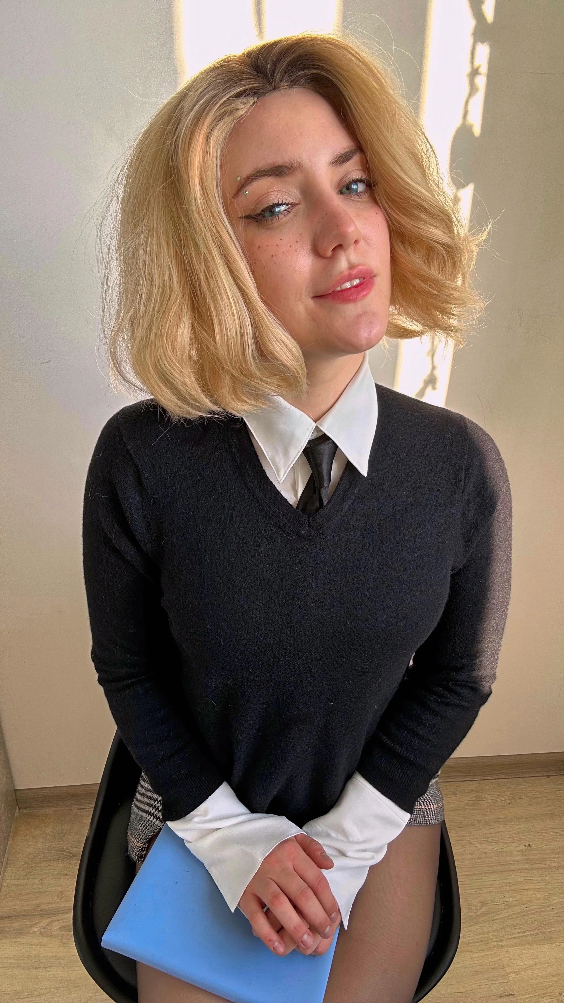 Gwen Stacy [Spiderverse] by Fleurxy picture 1 of 1