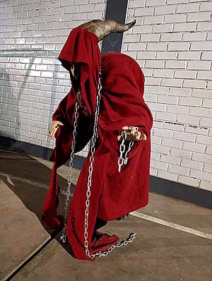 Mina Ayno Cosplay Krampus'