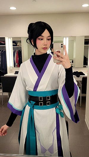 trying sage cosplay (luna)'