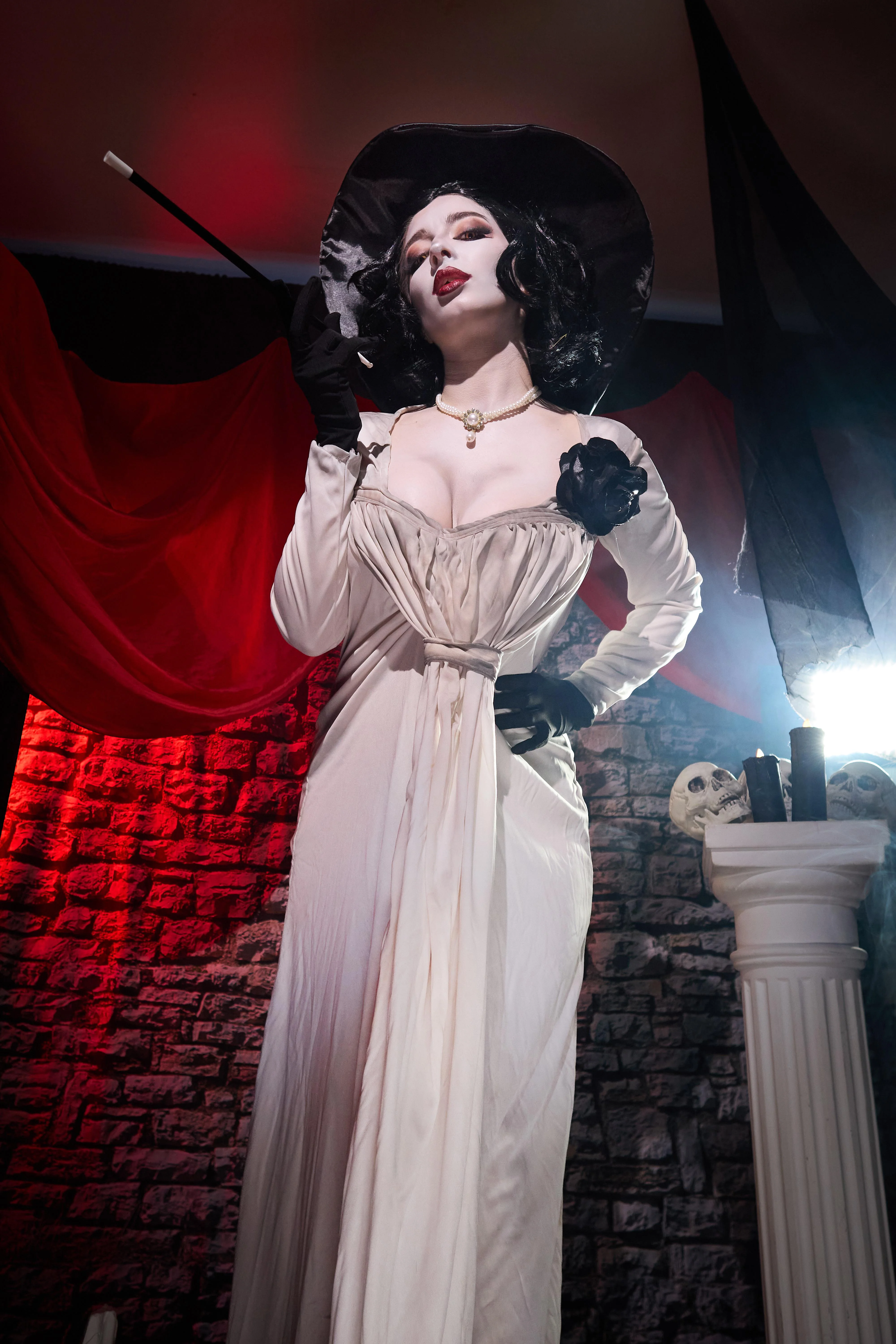 Lady Dimitrescu [Resident Evil] by (DeewBubbles) picture 1 of 1