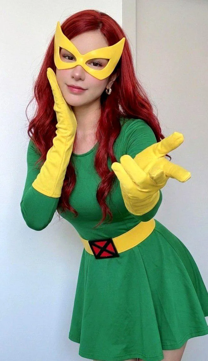 trying jean grey cosplay (luna) picture 1 of 1