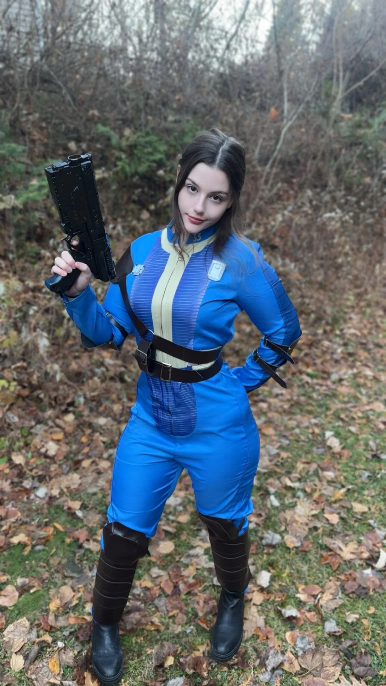 Vault Dweller from Fallout by Meaaly26 picture 1 of 1