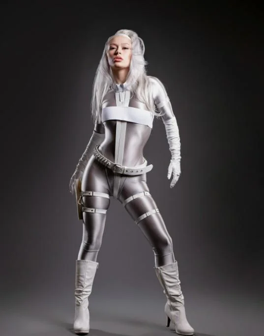Silver Sable by Chere picture 1 of 1