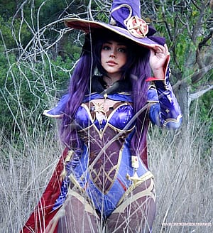 Mona cosplay by shiro_konekochan'
