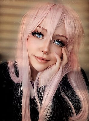 Shikimori by Shiro_konekochan'
