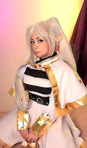 Frieren from [Beyond Journey's End] by (Mimi)'