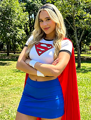 Supergirl by (sabrina)'