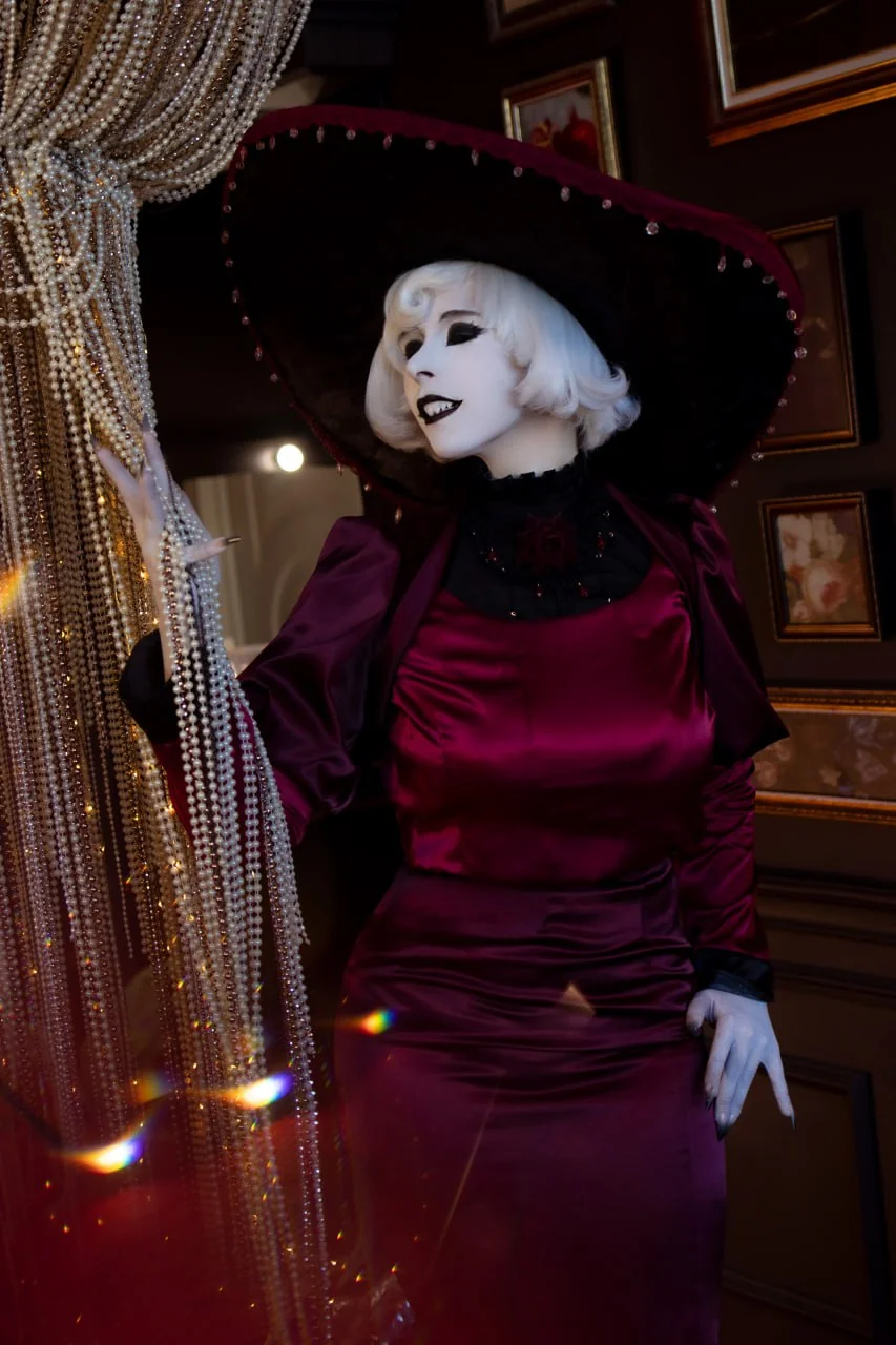 Mari.Moonborn | Rosie cosplay (Hazbin Hotel) picture 4 of 4