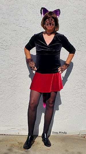 SissyKat says Meow'