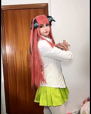 My kawaii Nino Nakano cosplay (Aloeveraiskawaii)'