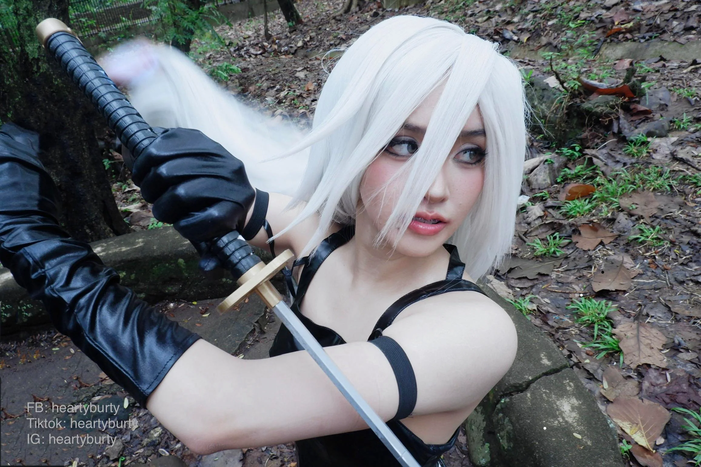 A2 YoRHa cosplay by heartyburty picture 3 of 8