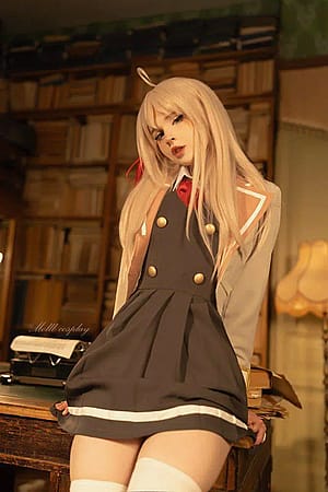 Alisa Michailovna by mollb_cosplay'