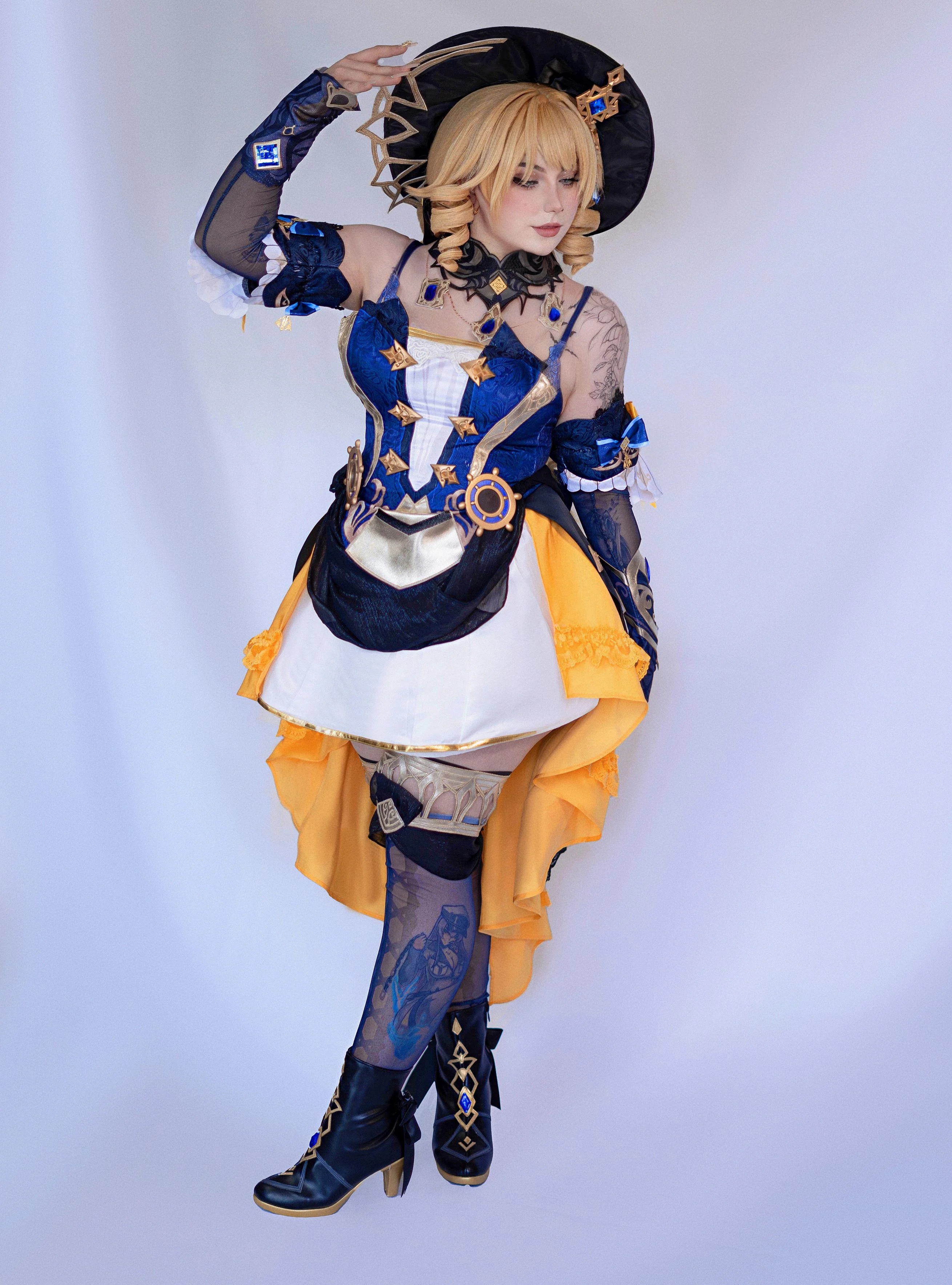 Navia looking demure (Kuroitsne) picture 1 of 1