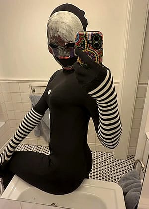 FNAF Puppet cosplay (By Charlotte)'