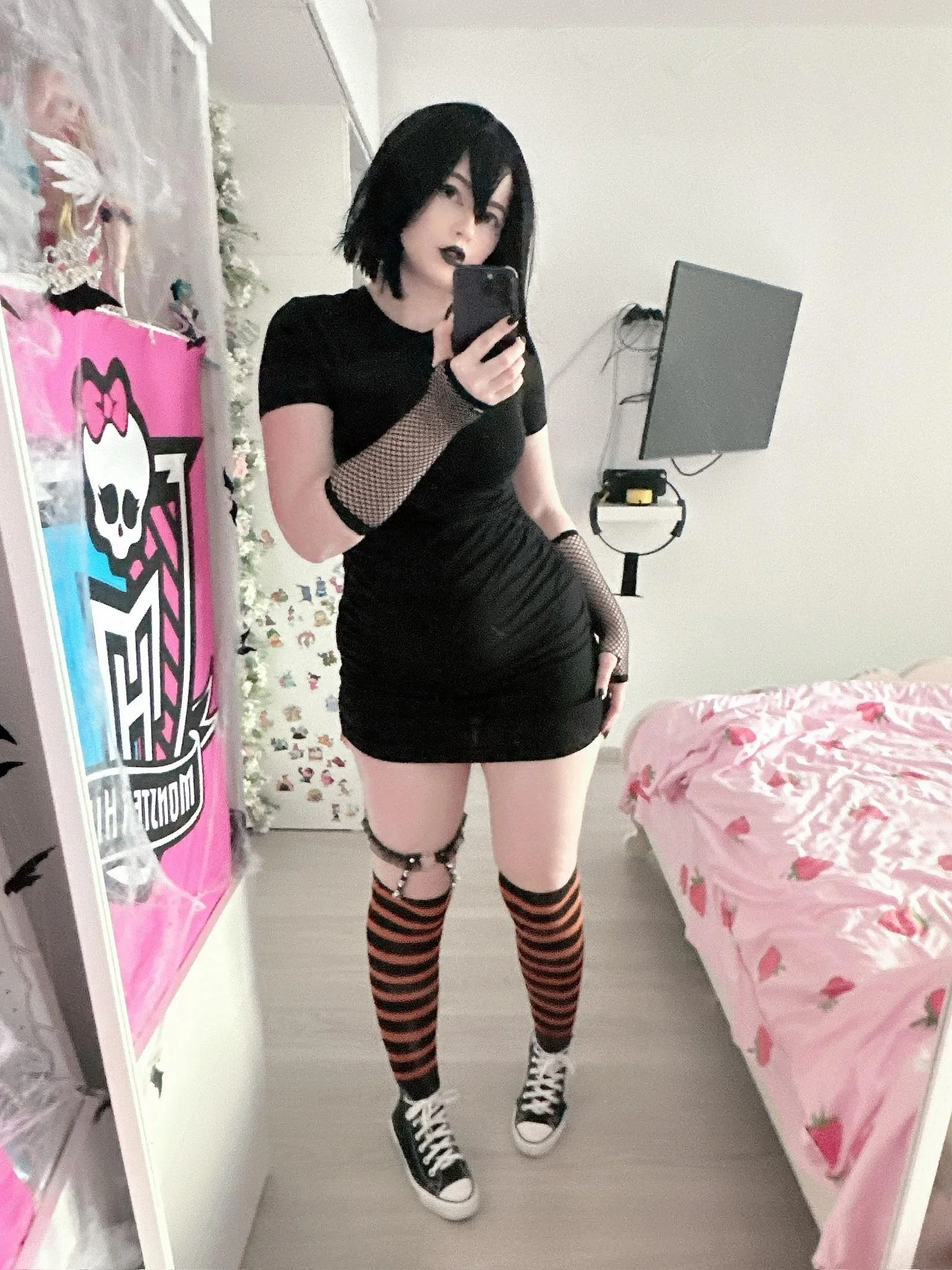 Mavis [Hotel Transylvania] (heraclitus) picture 2 of 2