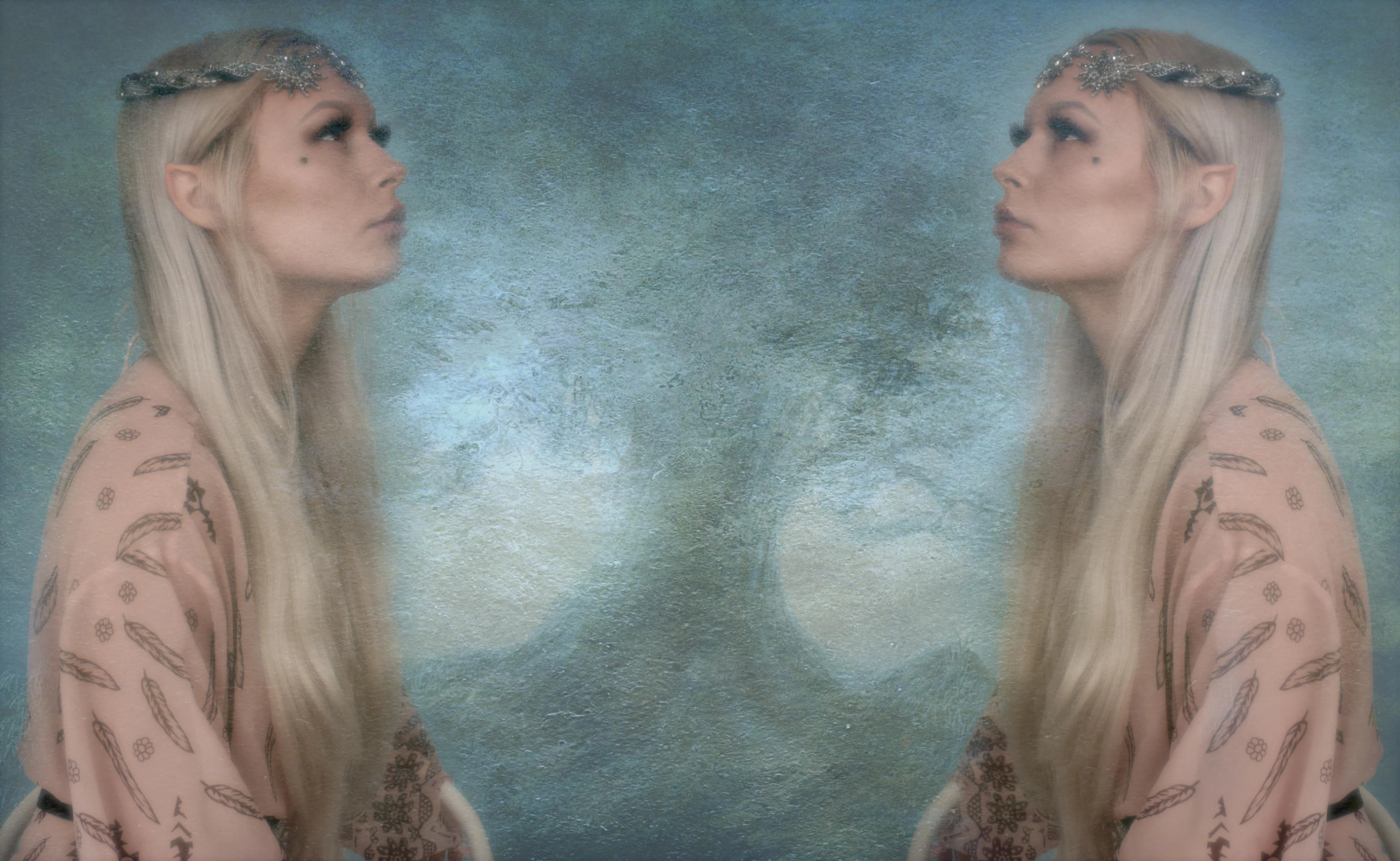 Elf by Chere picture 1 of 1