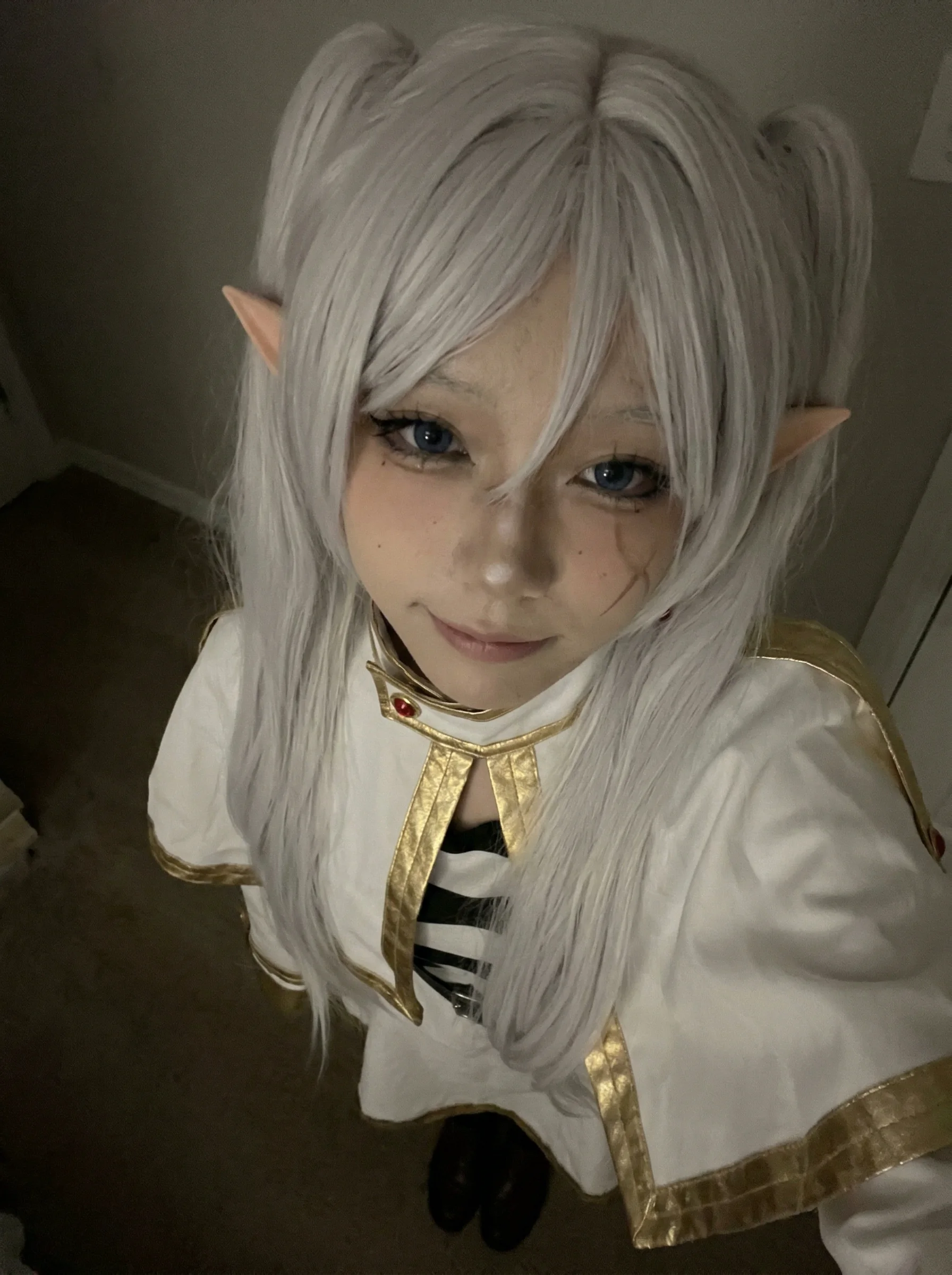 <|´꒳`|> Frieren cosplay (feralnoa) picture 1 of 1