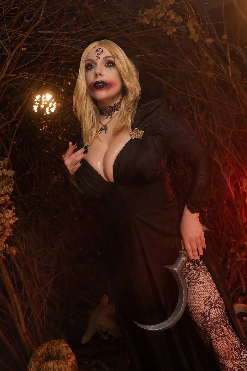 Bela Dimitrescu from Resident Evil 8: Village by Izma picture 2 of 3