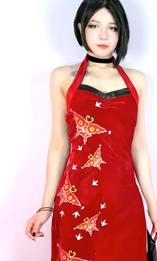 Ada Wong cosplay by SthormyStar picture 1 of 2