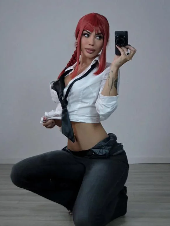 Chainsaw man - Makima by Livhoney picture 1 of 1