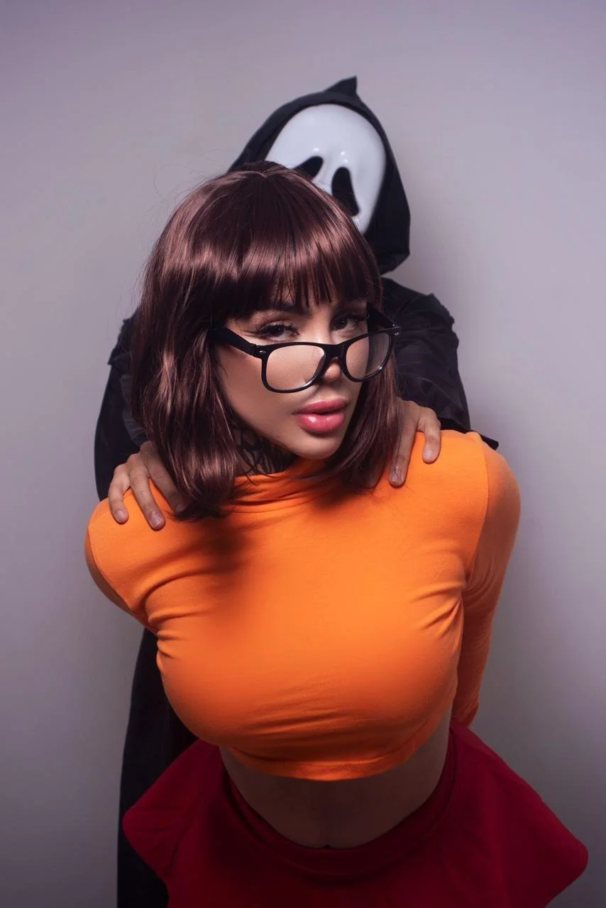 Velma from scooby doo by Liv picture 2 of 3