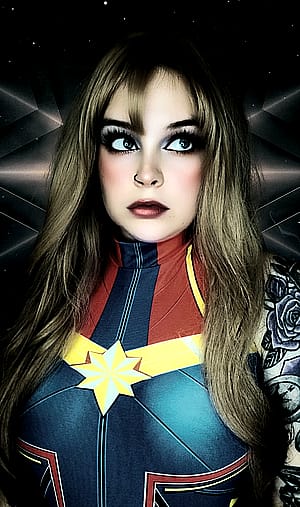 VelvetVenom cosplaying Captain Marvel!'