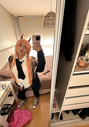 Está bien por ser mi primer cosplay , creo ✨'