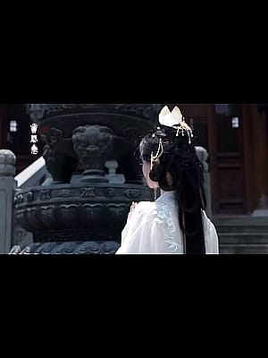 Paper Moon queens Liuli and Guanyin @Qijixiuxiu🦌'