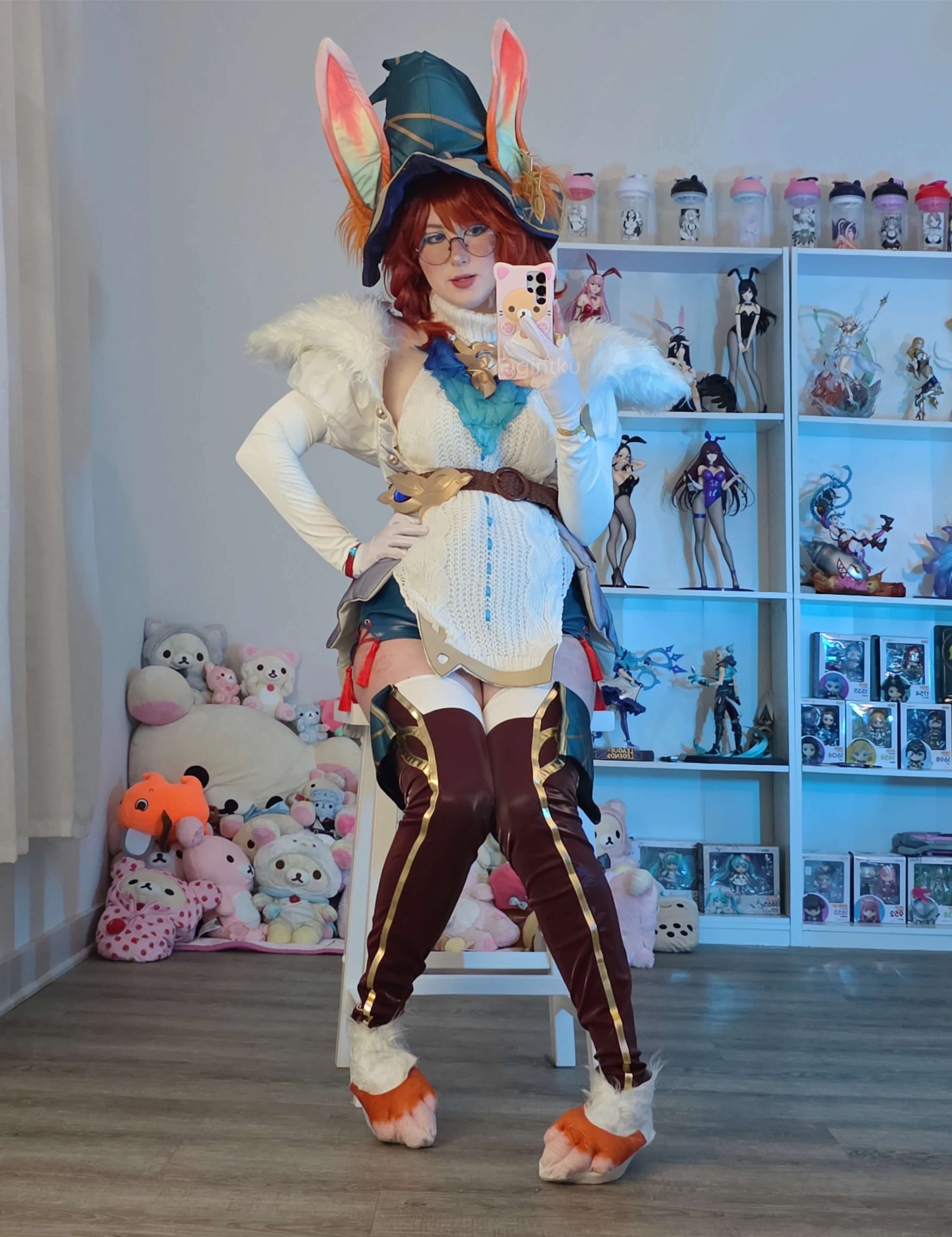 LOL Aurora Cosplay by gintku picture 1 of 1
