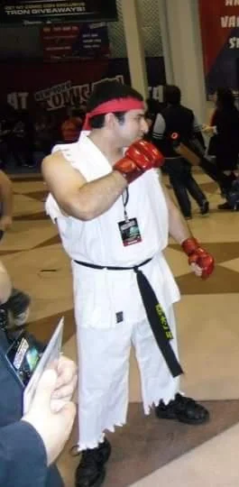 Throwback Thursday: Ryu in NYCC 2010 @ecuadragon picture 4 of 6