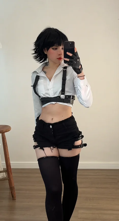 Lady from Devil may cry by SthormyStar picture 2 of 2