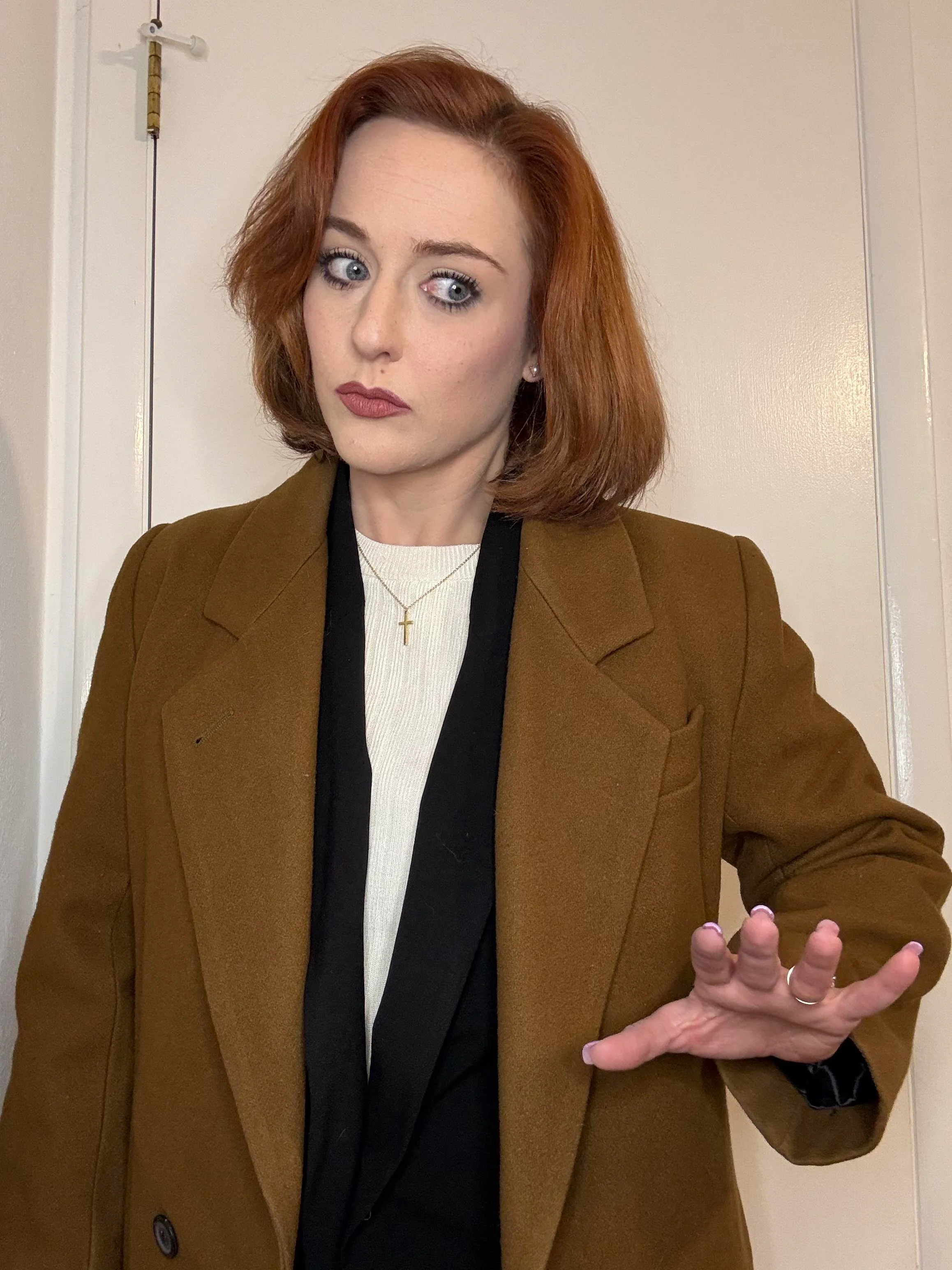Dana Scully Cosplay (from the X Files) by TheXandraFiles picture 5 of 8