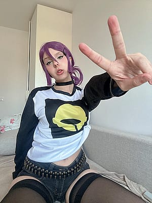 Reze from Chainsaw Man cosplay by amystarlight'