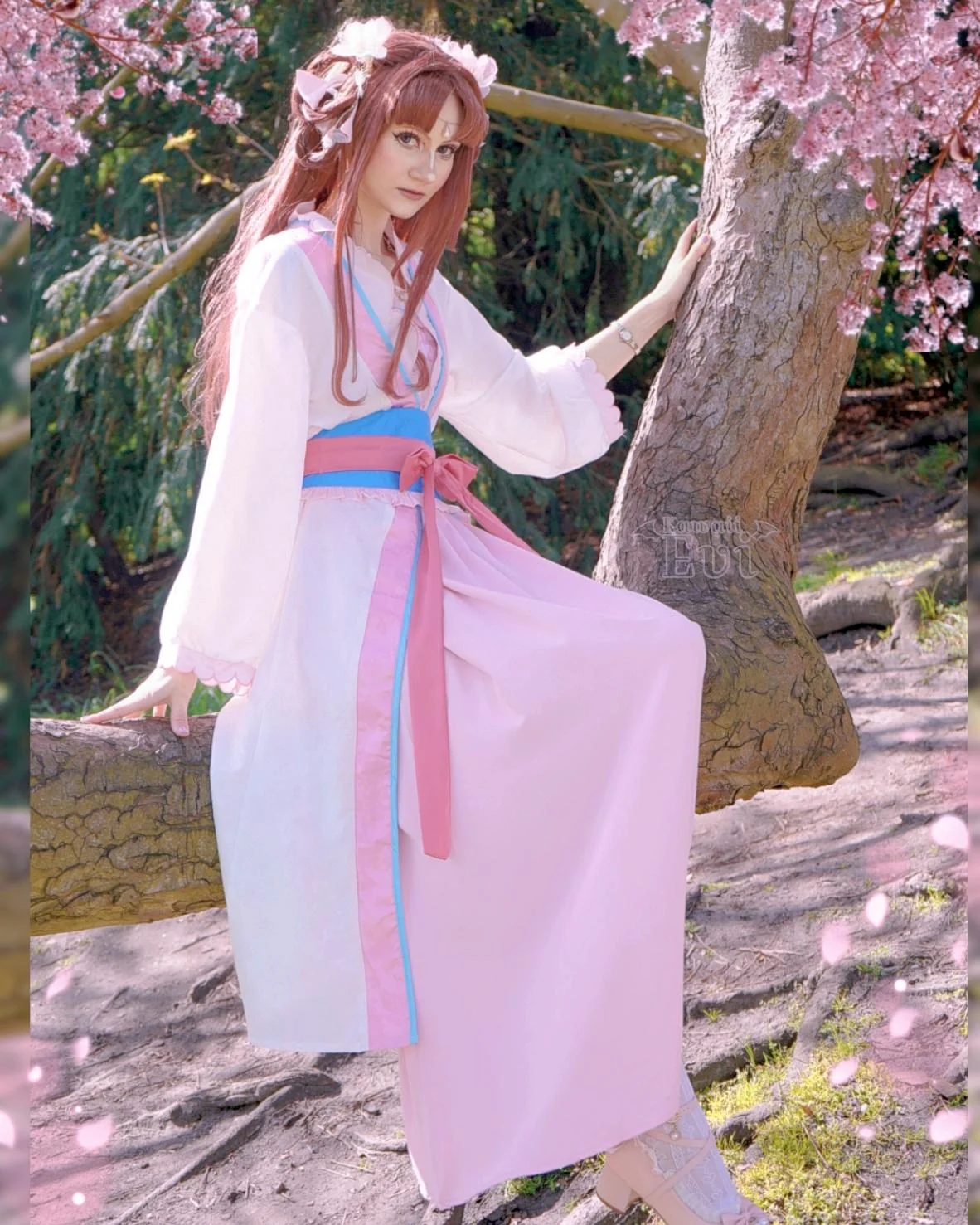 Lishu [the apothecary diaries] (by Kawaii Evi) picture 1 of 4