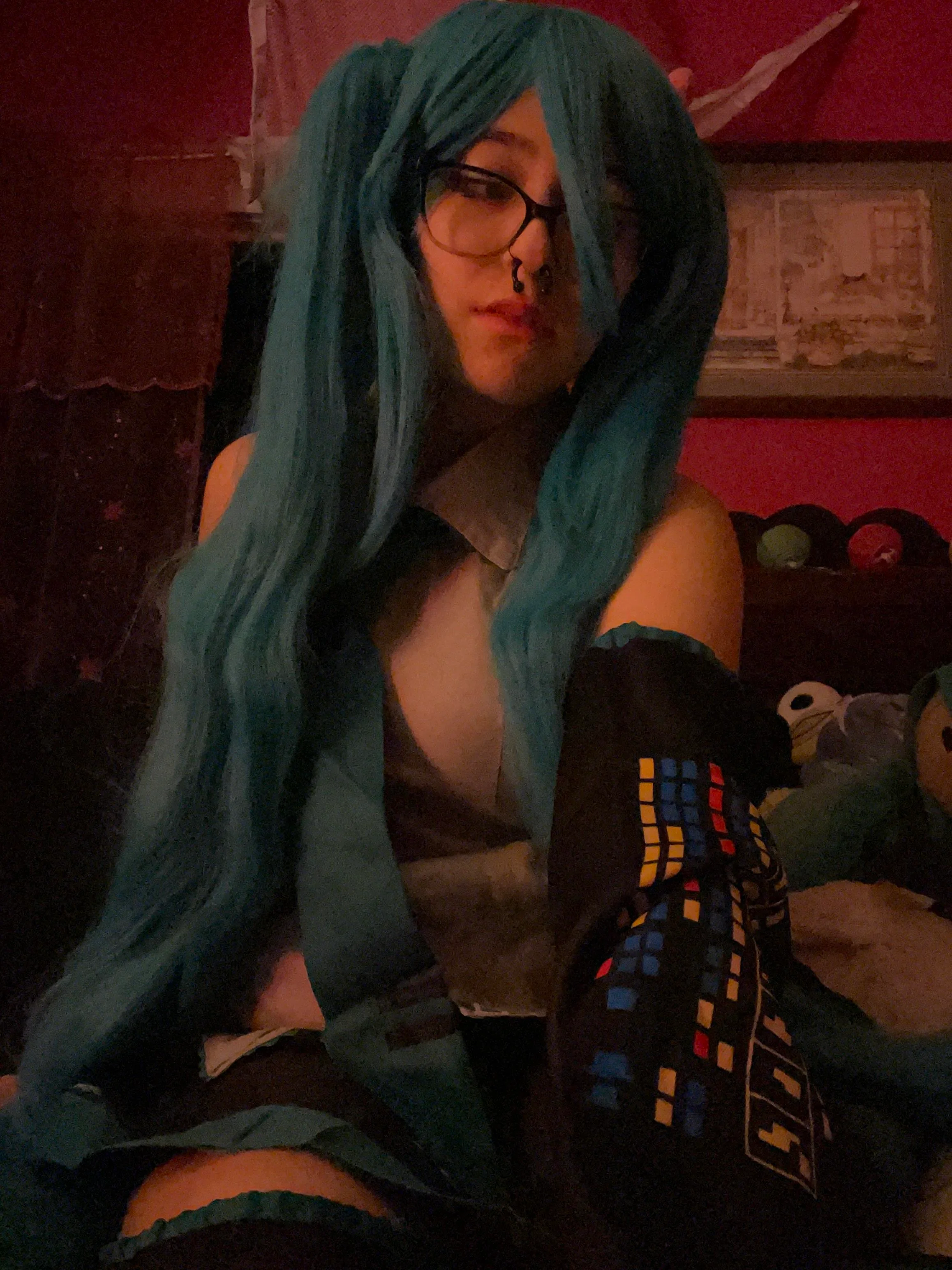 hatsune miku cosplay by ringofnielle picture 7 of 8