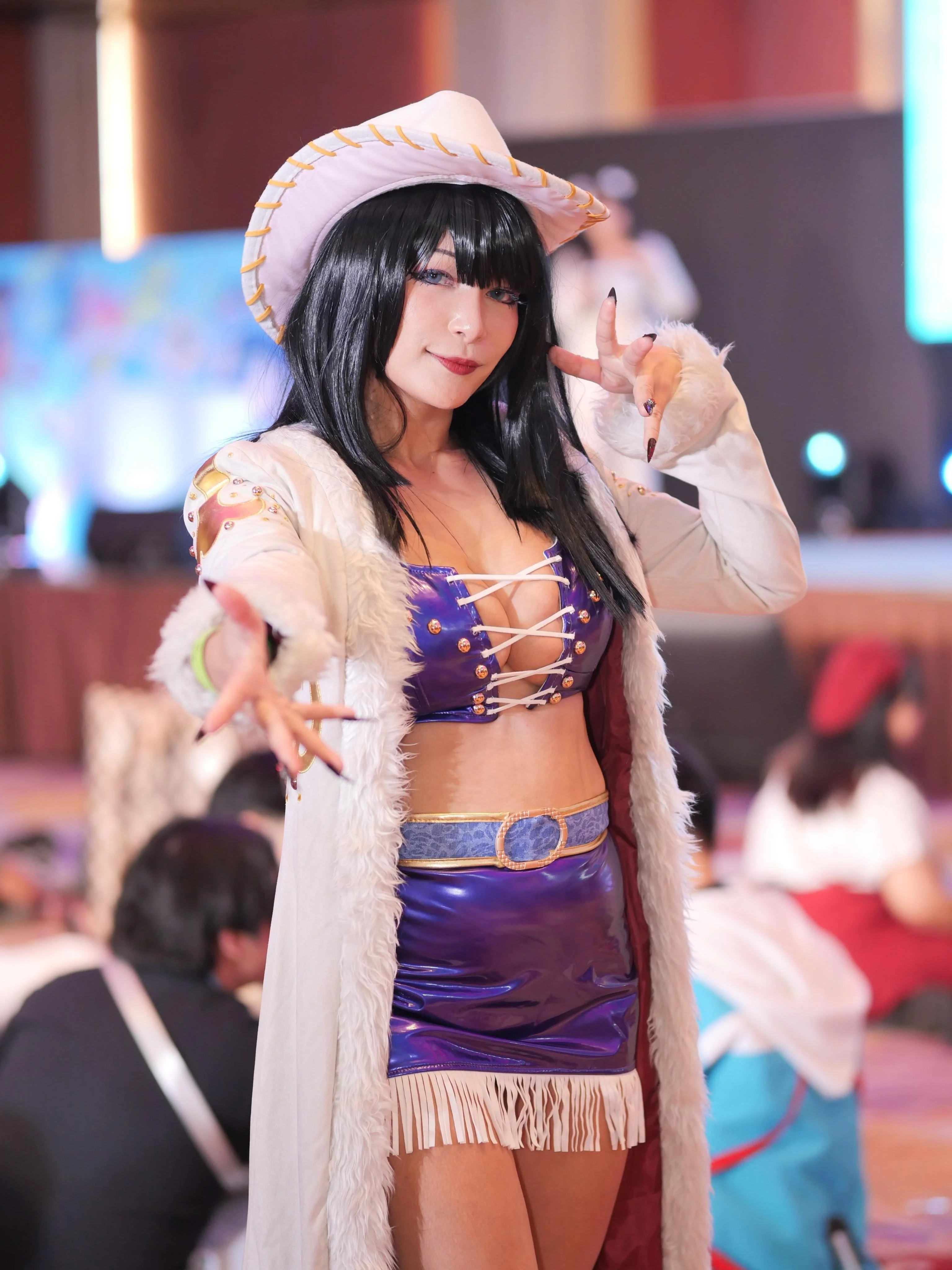 My Nico Robin cosplay (Quin Chie) [One Piece] picture 4 of 6