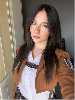 Sasha Braus cosplay by darcy'