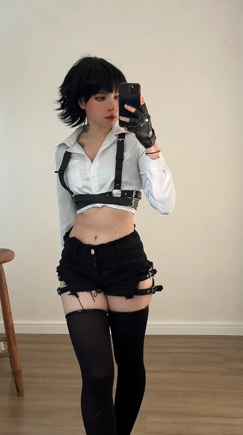 Lady from Devil may cry by StarSthormy picture 2 of 2