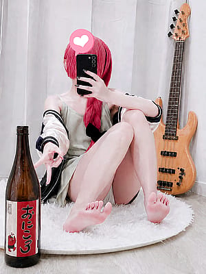 Hiroi Kikuri (@Ritsu_Error)'