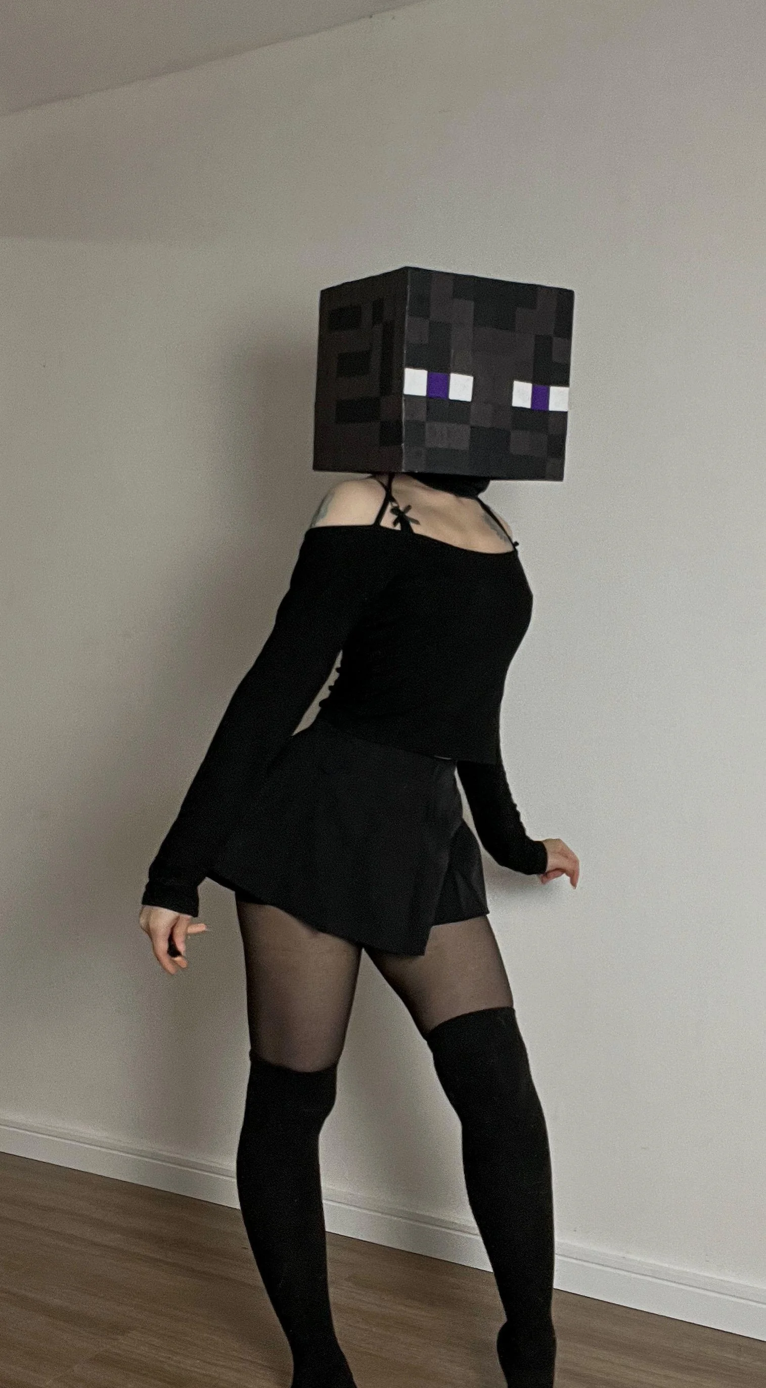 My Enderman attempt (StarSthormy) picture 1 of 1