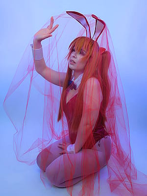 Asuka x Daicon IV Bunny GIrl cosplay (by lynxi.uwu)'