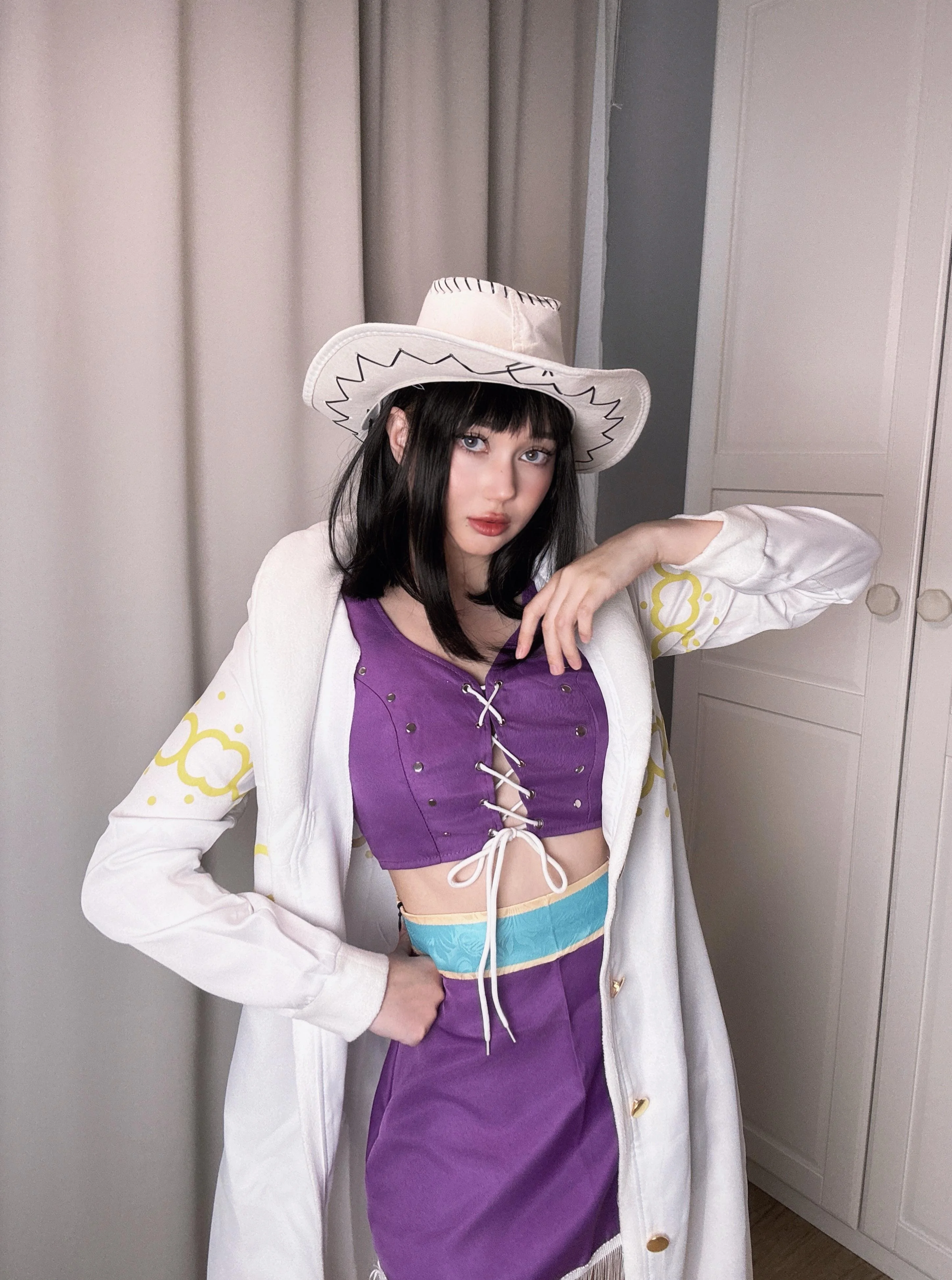 Miss All Sunday Nico Robin by BeautifulBunnyyy picture 2 of 3