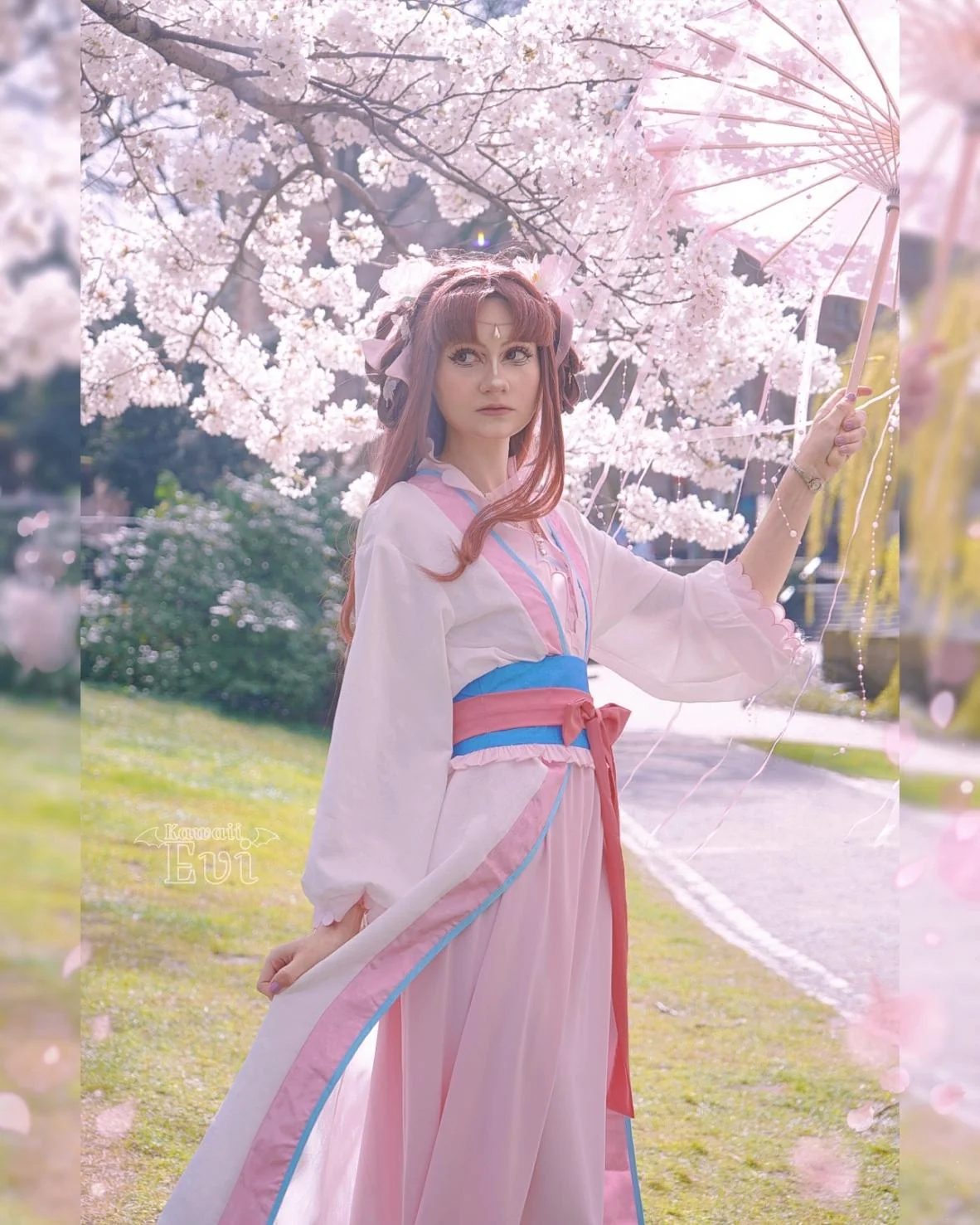 Lishu [the apothecary diaries] (by Kawaii Evi) picture 4 of 11