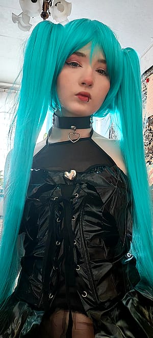Hatsune miku by Dina'