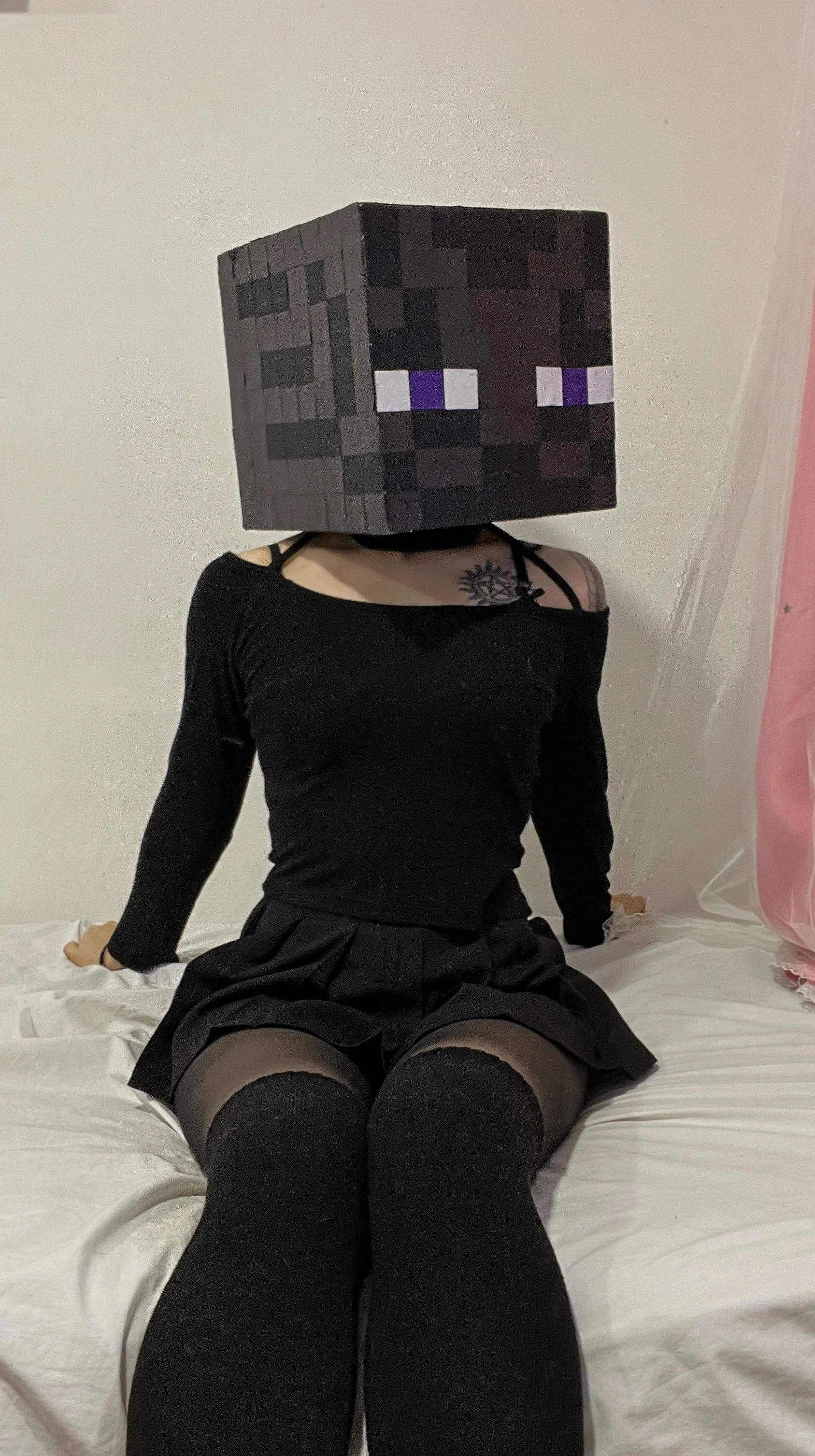 My Enderman attempt (StarSthormy) picture 2 of 2