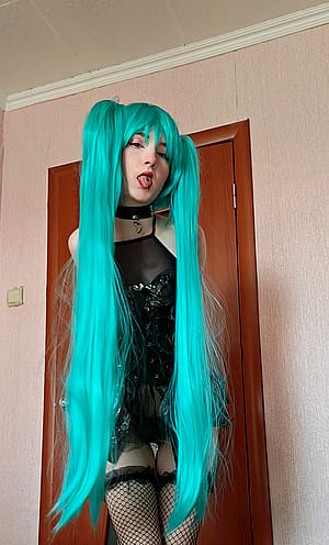 Hatsune miku by Dina'