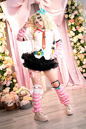Sunna cosplay by puddingu_desu'